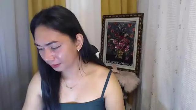 Thumbnail 1, urpinayelenaxxx's Stream at Chaturbate, 13 months ago