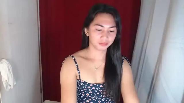 Image 7 of urpinayelenaxxx Stream on Chaturbate on 13 months ago