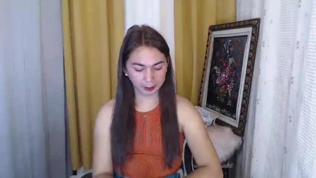Image 12 of urpinayelenaxxx Stream on Chaturbate on 13 months ago