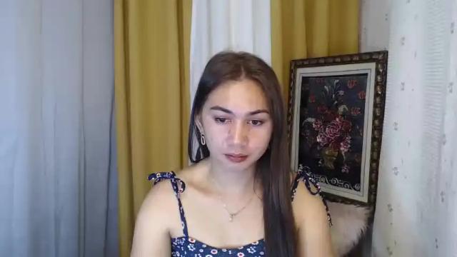 Image 10 of urpinayelenaxxx Stream on Chaturbate on 13 months ago