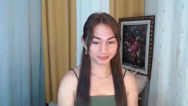 Image 7 of urpinayelenaxxx Stream on Chaturbate on 13 months ago