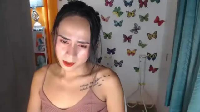 Image 3 of urpinaylatinaxxx Stream on Chaturbate on 16 months ago