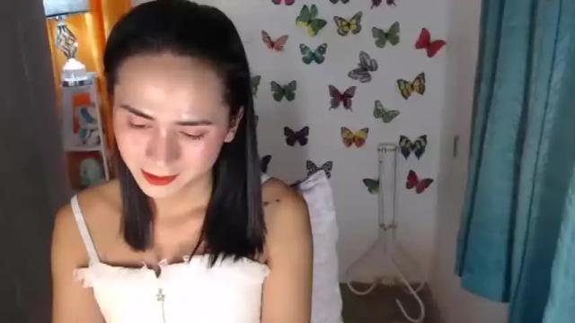 Image 10 of urpinaylatinaxxx Stream on Chaturbate on 16 months ago