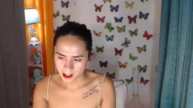 Image 3 of urpinaylatinaxxx Stream on Chaturbate on 16 months ago