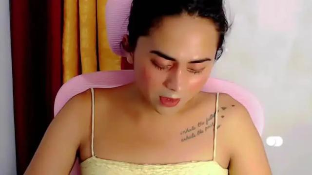 Image 7 of urpinaylatinaxxx Stream on Chaturbate on 14 months ago