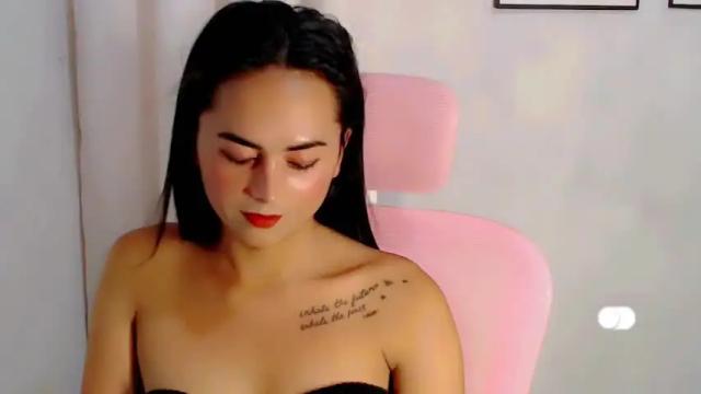 Image 8 of urpinaylatinaxxx Stream on Chaturbate on 14 months ago