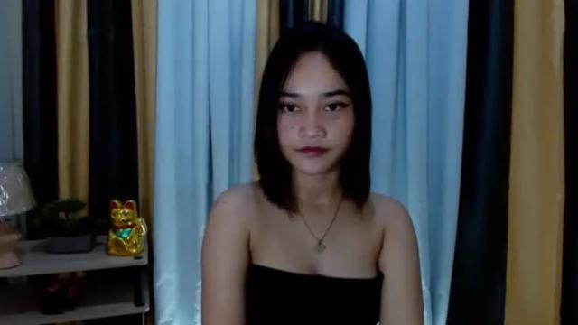 Image 2 of urpinayloverx Stream on Chaturbate on 17 months ago