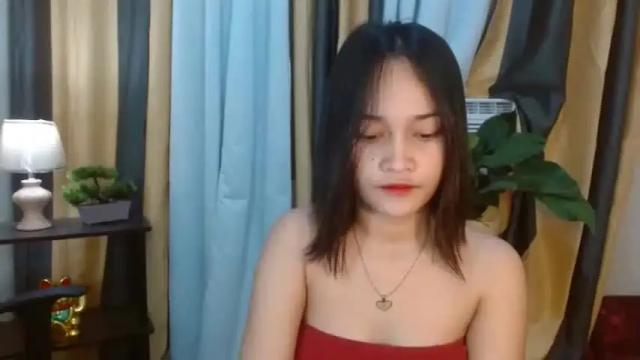 Image 6 of urpinayloverx Stream on Chaturbate on 16 months ago