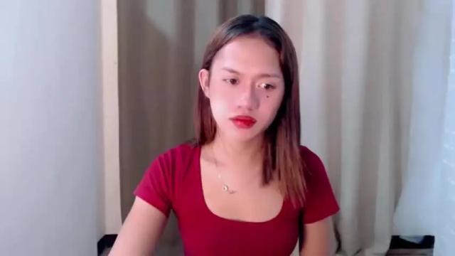 Image 6 of urpinaynathaliaxxx Stream on Chaturbate on 17 months ago
