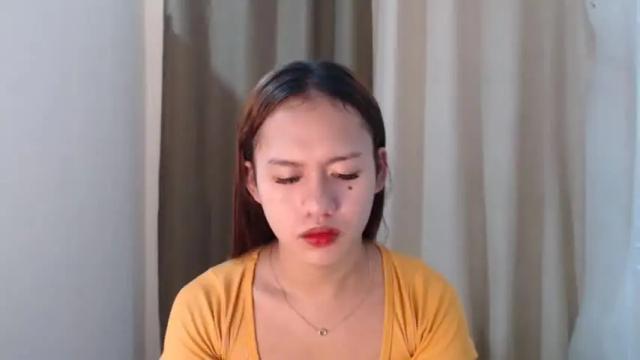 Image 4 of urpinaynathaliaxxx Stream on Chaturbate on 17 months ago