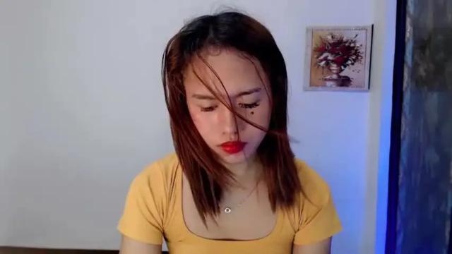 Image 4 of urpinaynathaliaxxx Stream on Chaturbate on 16 months ago
