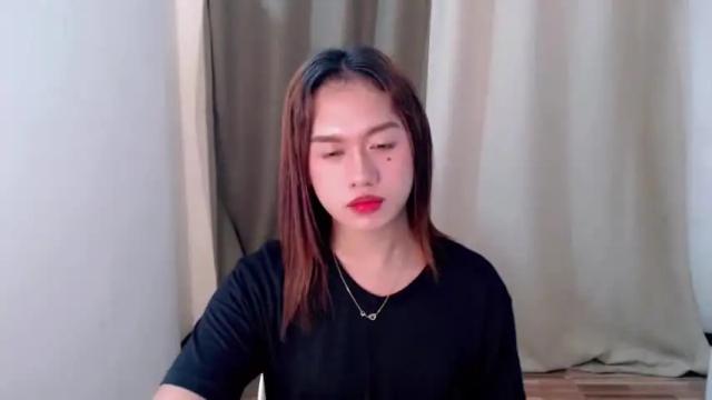 Image 3 of urpinaynathaliaxxx Stream on Chaturbate on 16 months ago