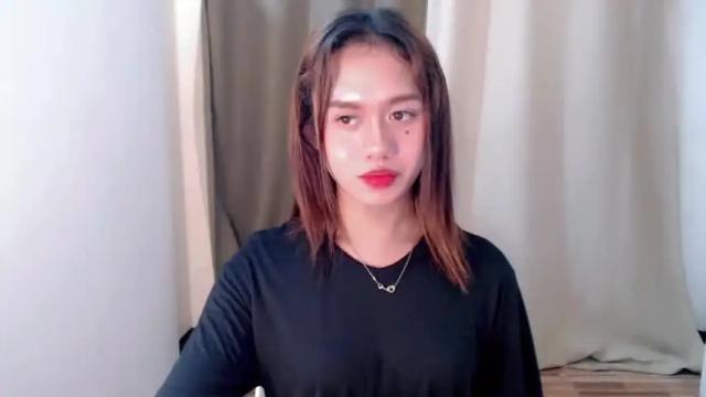Image 7 of urpinaynathaliaxxx Stream on Chaturbate on 16 months ago