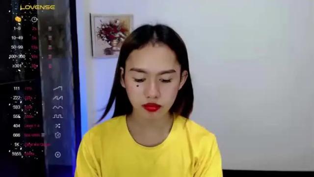 Image 6 of urpinaynathaliaxxx Stream on Chaturbate on 16 months ago