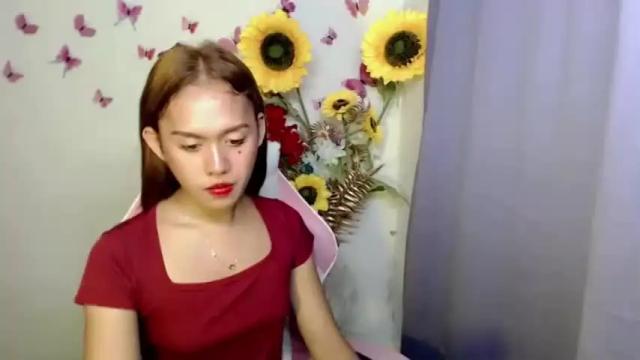 Image 11 of urpinaynathaliaxxx Stream on Chaturbate on 13 months ago