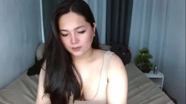 Image 3 of urpreciousdesire Stream on Chaturbate on 16 months ago