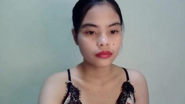 Image 2 of urprettydoll Stream on Chaturbate on 16 months ago