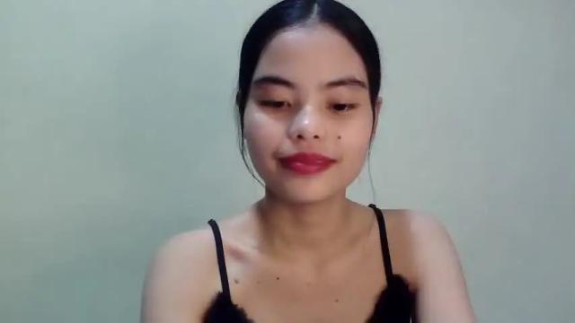 Image 10 of urprettydoll Stream on Chaturbate on 16 months ago