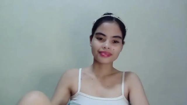 Image 11 of urprettydoll Stream on Chaturbate on 14 months ago