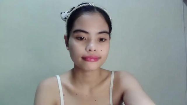 Image 3 of urprettydoll Stream on Chaturbate on 14 months ago