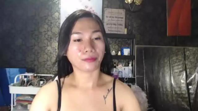 Image 3 of urprettyjanaxxx Stream on Chaturbate on 21 months ago