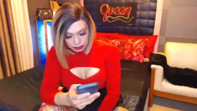 Image 6 of urqueenshikuracum Stream on Chaturbate on 15 months ago