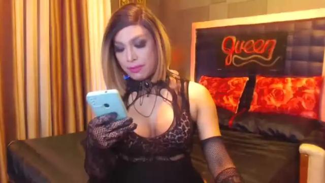 Image 2 of urqueenshikuracum Stream on Chaturbate on 15 months ago