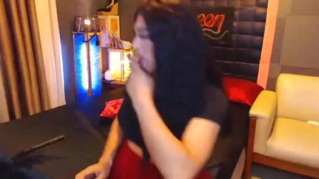 Image 6 of urqueenshikuracum Stream on Chaturbate on 14 months ago
