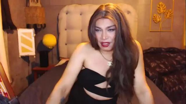 Image 6 of urqueenshikuracum Stream on Chaturbate on 3 months ago