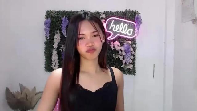 Thumbnail 2, ursandra_xx's Stream at Chaturbate, 1 month ago