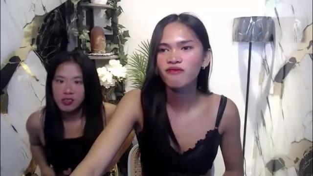 Image 2 of ursandra_xx Stream on Chaturbate on 2 months ago