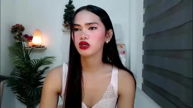 Thumbnail 2, ursandra_xx's Stream at Chaturbate, 2 months ago