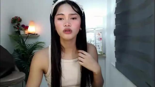 Thumbnail 1, ursandra_xx's Stream at Chaturbate, 1 month ago