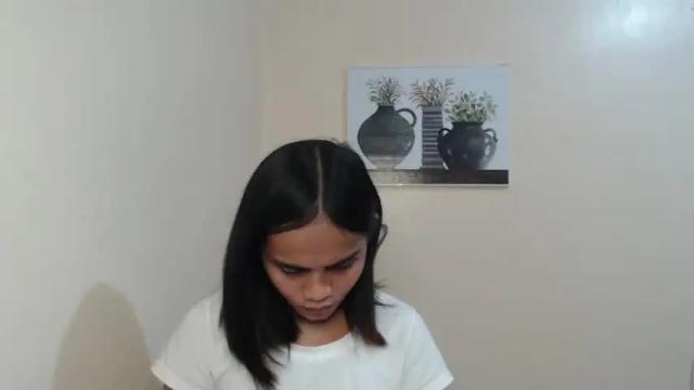 Image 7 of urseductivepinayxxx Stream on Chaturbate on 17 months ago