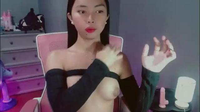 Image 10 of ursexy_michelle Stream on Chaturbate on 2 months ago
