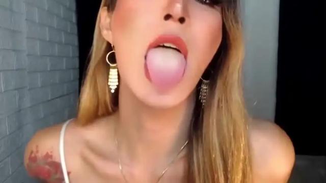 Image 2 of ursexysamantha Stream on Chaturbate on 20 months ago