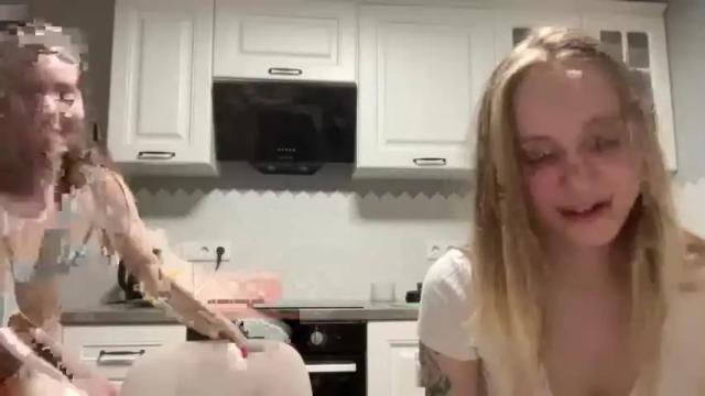 Image 3 of ursoulandheart Stream on Chaturbate on 13 months ago