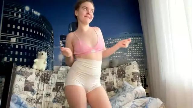 Image 2 of ursoulandheart Stream on Chaturbate on 4 months ago