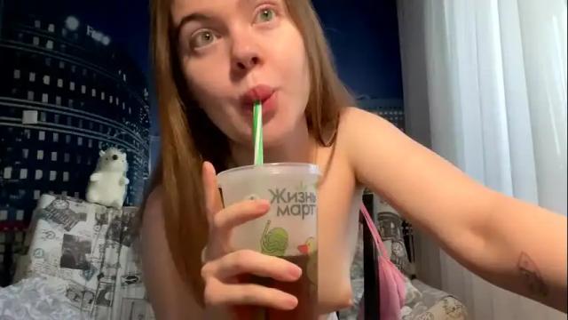 Image 6 of ursoulandheart Stream on Chaturbate on 3 months ago