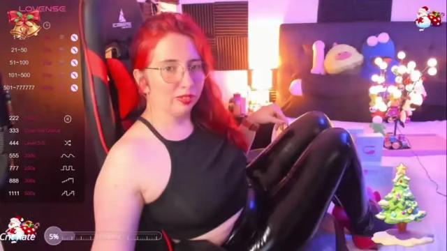 Image 3 of ursula_fire Stream on Chaturbate on 17 months ago