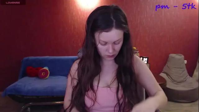 Image 3 of ursulamoor Stream on Chaturbate on 1 month ago