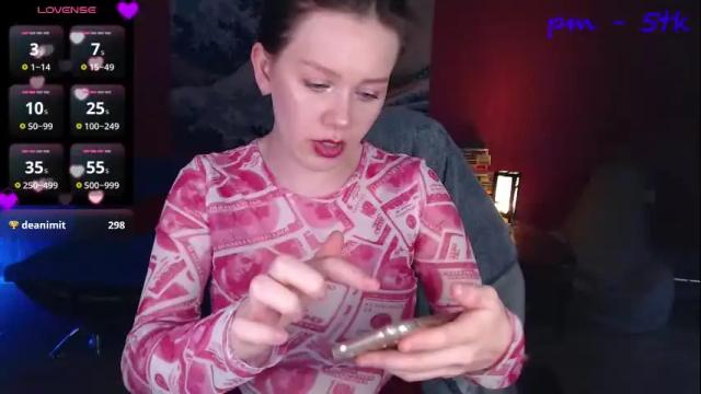 Image 7 of ursulamoor Stream on Chaturbate on 27 days ago