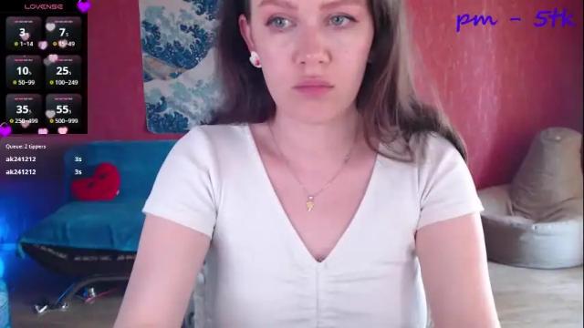 Image 8 of ursulamoor Stream on Chaturbate on 17 days ago