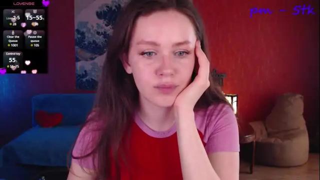 Image 3 of ursulamoor Stream on Chaturbate on 6 months ago