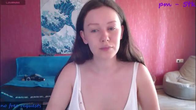 Image 4 of ursulamoor Stream on Chaturbate on 5 months ago