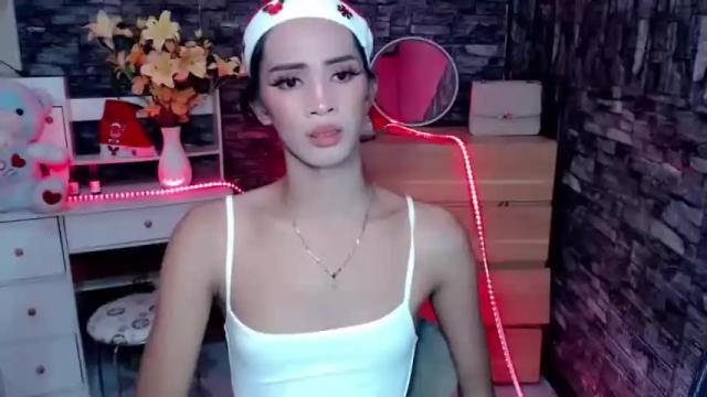 Image 11 of ursweetfucking_thea Stream on Chaturbate on 18 months ago