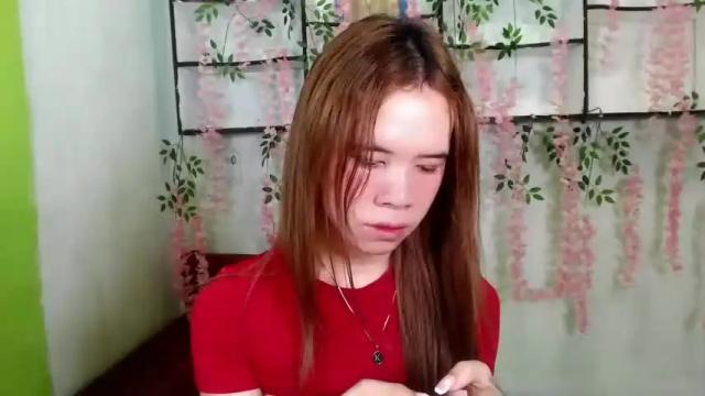 Image 11 of ursweethalea Stream on Chaturbate on 14 months ago