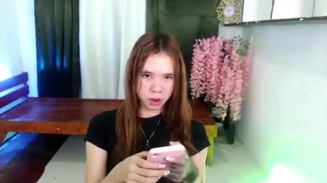 Image 2 of ursweethalea Stream on Chaturbate on 14 months ago