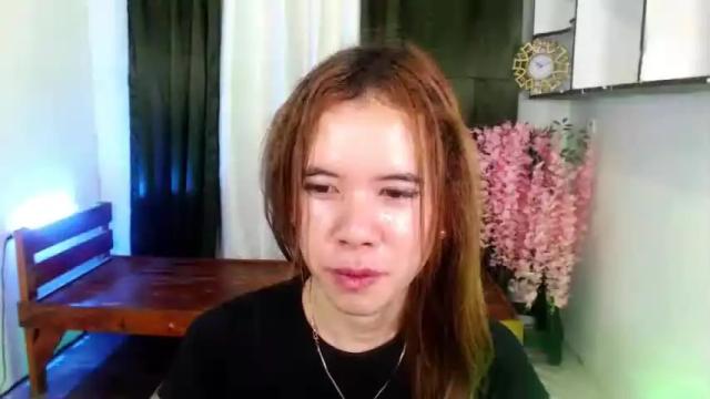 Image 4 of ursweethalea Stream on Chaturbate on 14 months ago