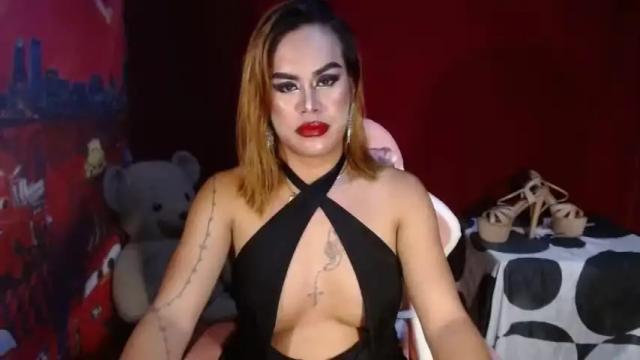 Image 3 of urthaiprincess_ Stream on Chaturbate on 19 months ago